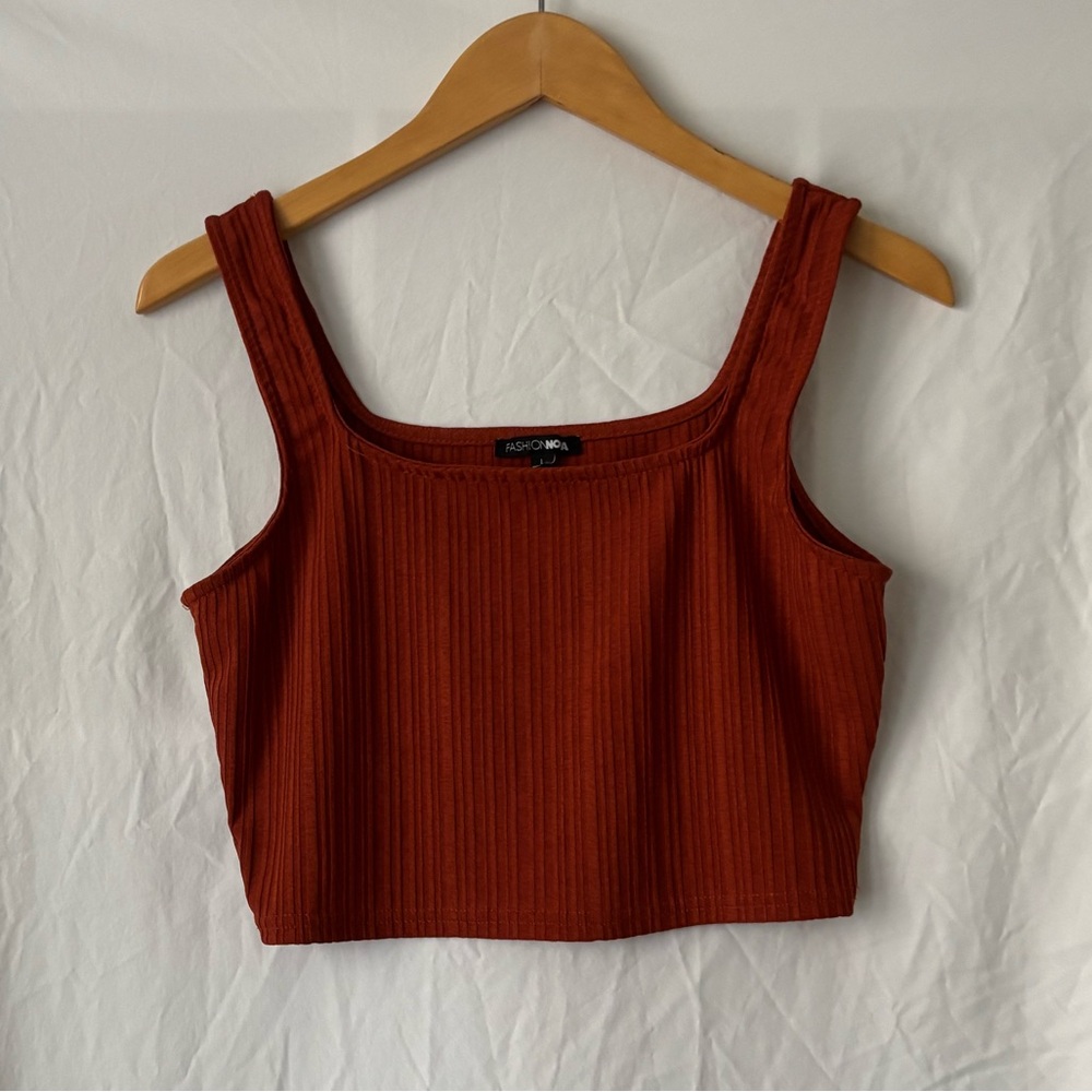 Fashion Nova Ribbed Square Neck Crop Tank Top - Rust Brown